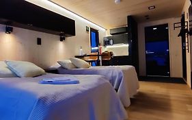 Hotel OmaBox - Ylivieska - Oma huoneisto saunalla